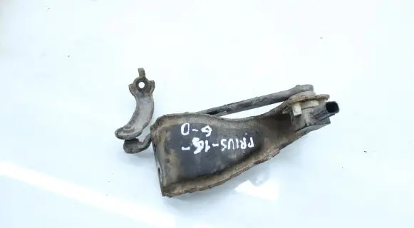 Toyota Prius (XW30) Rear height level sensor lever 4G1412