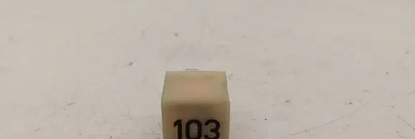 Volkswagen Golf IV Other relay 357911253 14030000