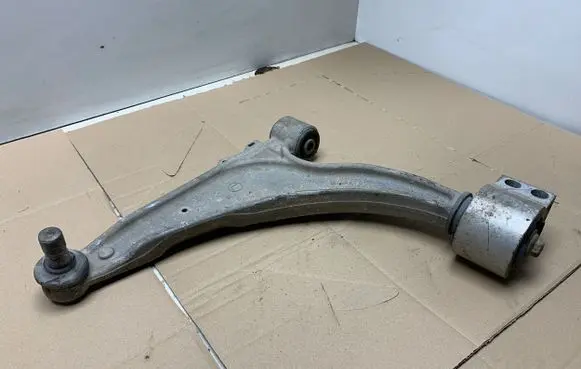 Opel Astra J Front lower control arm/wishbone BJ65