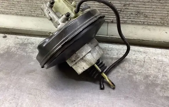 Mini One - Cooper R50 - 53 Brake booster 6757181 03786214014 T524Z25555