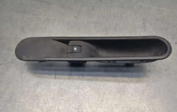 Renault Espace - Grand espace IV Electric window control switch 00012127