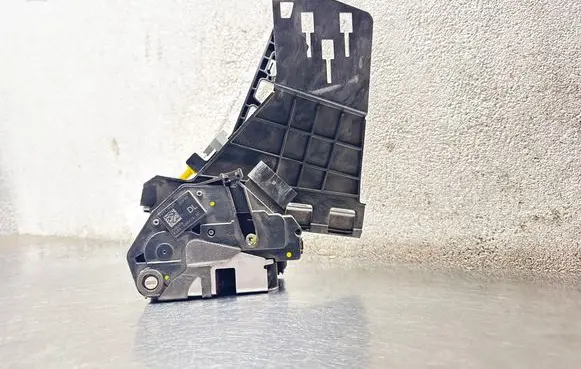Ford Fiesta Rear door lock 8A61A264A53 8A6AA26413BC