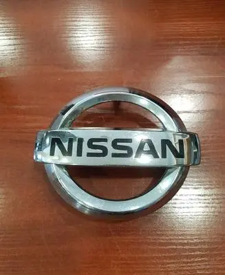 Nissan X-Trail T30 Manufacturer badge logo/emblem 62890EQ000 62890