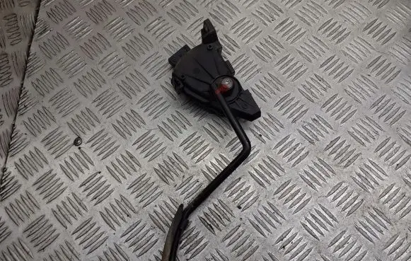 Opel Agila A Accelerator throttle pedal 9204284