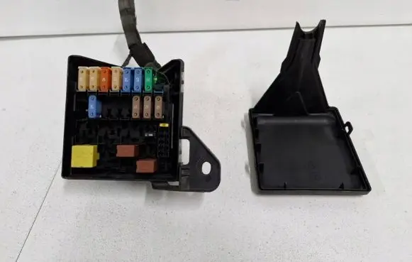 Renault Laguna III Fuse box set