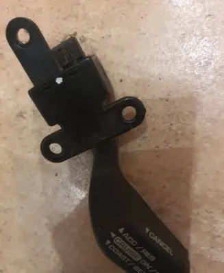 Chrysler PT Cruiser Cruise control stalk 04671826AA 23199