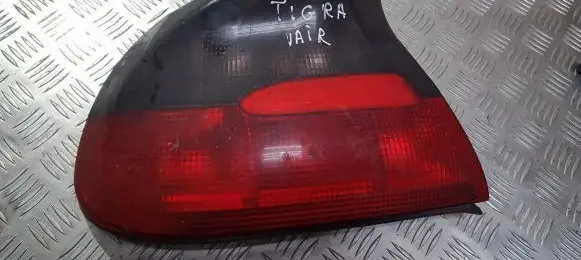 Opel Tigra A Rear/tail lights