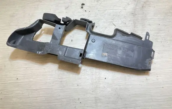 BMW 7 E65 E66 Intercooler air guide/duct channel 7145028 22793115