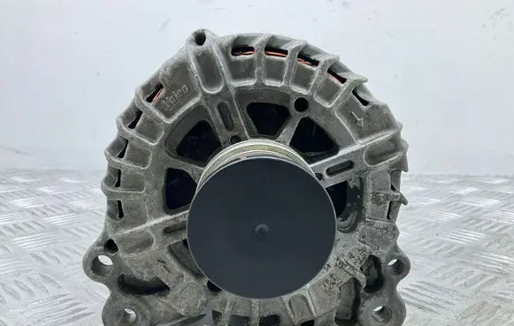 Volkswagen Golf Sportsvan Generator/alternator 03L903023L
