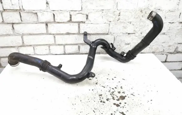 Volkswagen Golf Plus Intercooler hose/pipe 1K0145770B 1K0145762AC