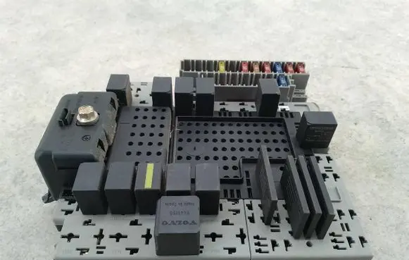 Volvo V70 Fuse box set 