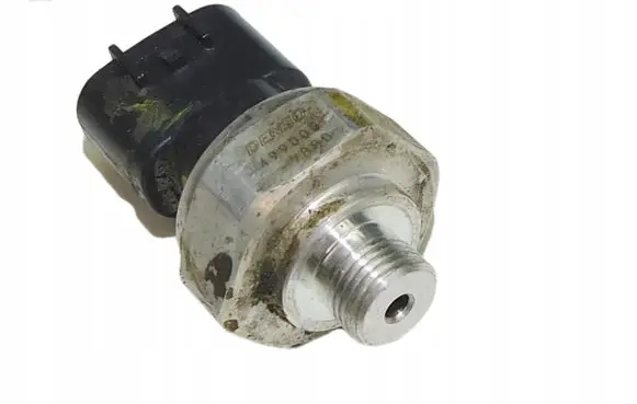 Toyota Avensis T270 Air conditioning (A/C) pressure sensor 4990007880