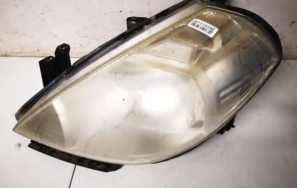 Nissan Tiida C11 Headlight/headlamp 26060EM00A