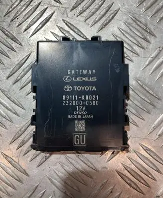 Toyota Yaris XP210 Gateway control module 89111-K0021