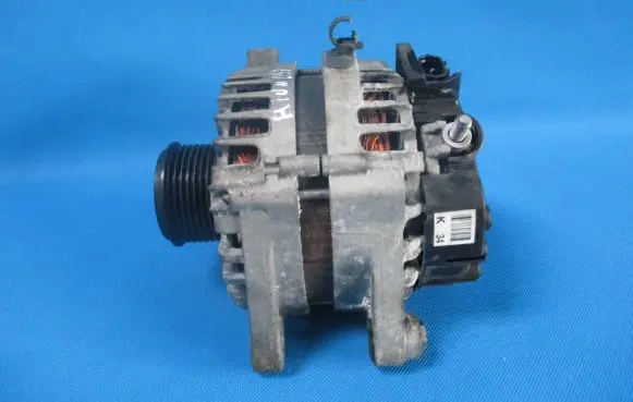 Hyundai i20 (GB IB) Generator/alternator 3730003365