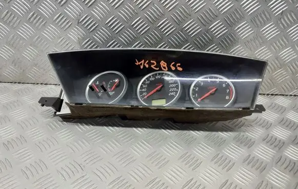 Nissan Primera Tachometer 