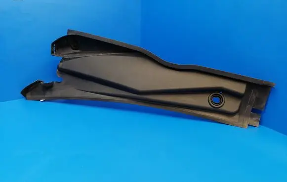 Cadillac CTS Wiper trim 25745071 184695047