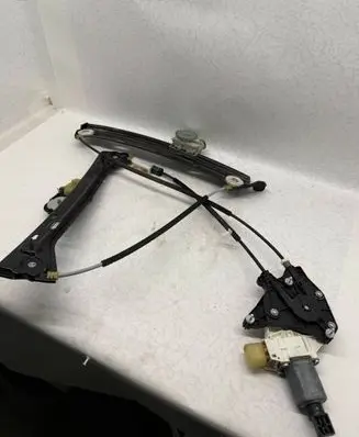 BMW 2 F22 F23 Front door window regulator with motor 934758