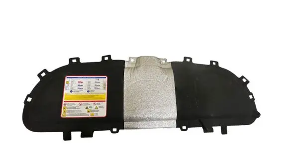 Engine bonnet/hood sound/heat insulation