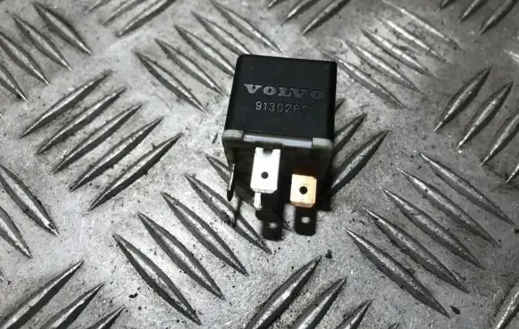 Volvo V70 Other relay 9130269 4ra003510-73