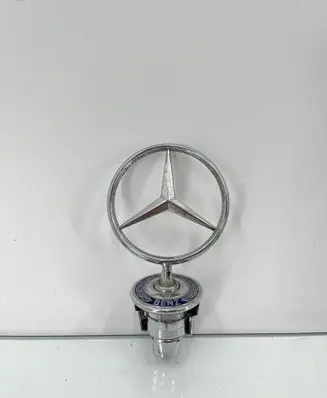 Mercedes-Benz E W212 Manufacturer badge logo/emblem 