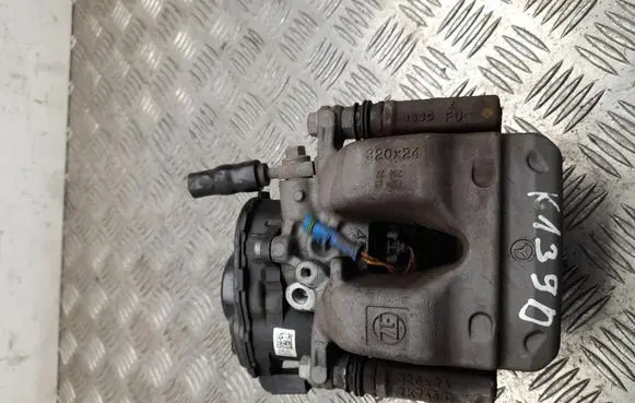 Rear brake caliper
