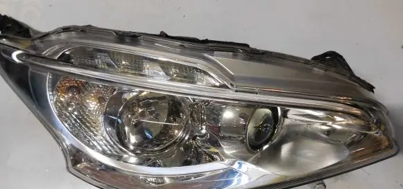 Peugeot 208 Headlight/headlamp 1685352480 89907269