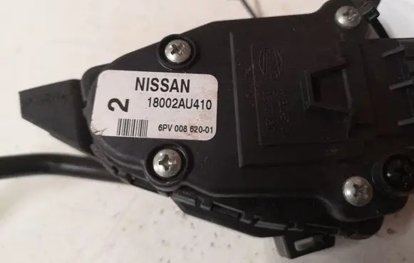 Nissan Almera N16 Accelerator throttle pedal 18002AU410 6PV00862001