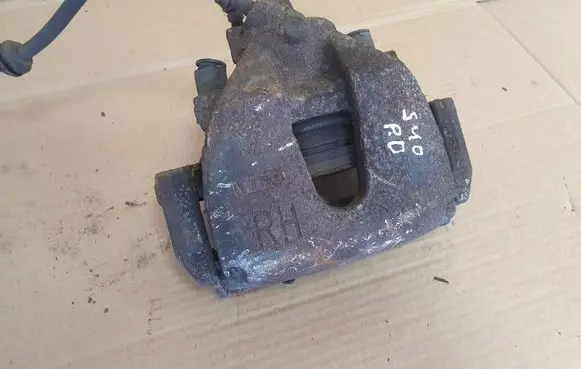 Volvo S40 Front brake caliper