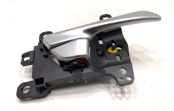 Hyundai Tucson TL Front door interior handle 