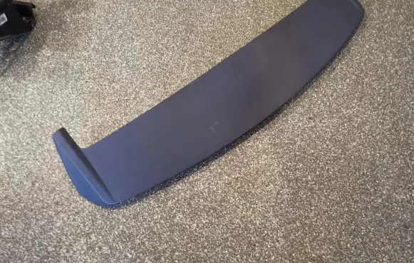 Dodge Caliber Tailgate/trunk spoiler 