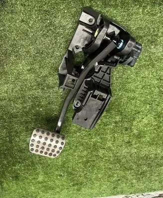 Mercedes-Benz EQA Brake pedal A2472903800