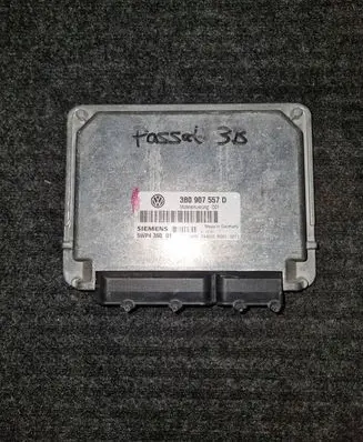 Volkswagen PASSAT B5 Engine control unit/module 3B0907557D 5WP436001
