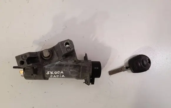 Skoda Fabia Mk2 (5J) Ignition lock 4B0905851C