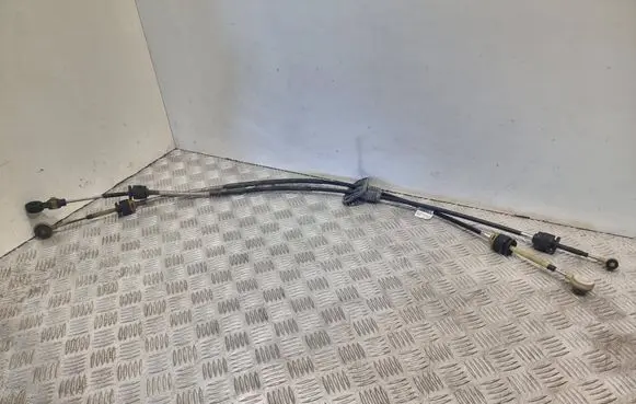Ford Focus Gear shift cable linkage BV6R7E395GD 2222491 ZZQBADPRA