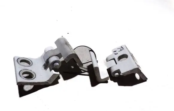 Volkswagen Transporter - Caravelle T4 Front door hinge set 7D0831401