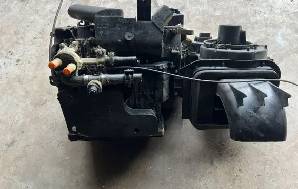Interior heater climate box assembly