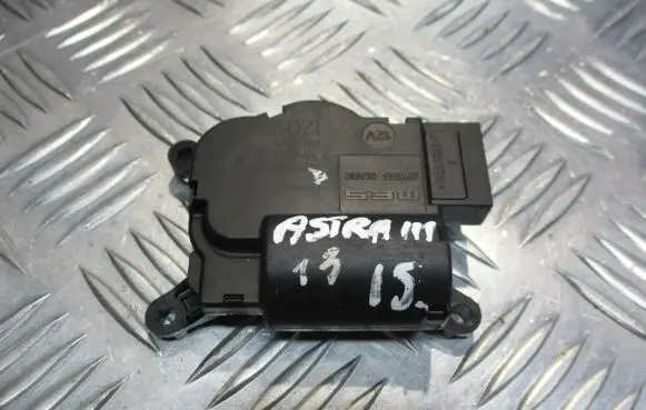 Opel Astra H Central body control module 52406339