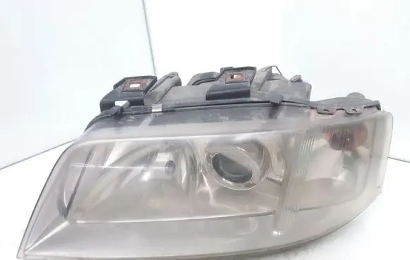 Audi A6 S6 C5 4B Headlight/headlamp 14846500