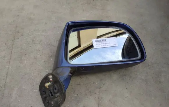 Hyundai Trajet Front door electric wing mirror E4012134 E4012135