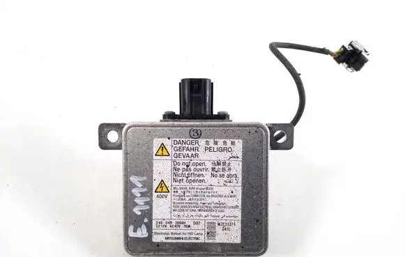 Mitsubishi Outlander Xenon control unit/module W3T23371