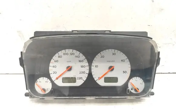 Volkswagen Golf III Speedometer (instrument cluster) 1H0919864R 0263301250
