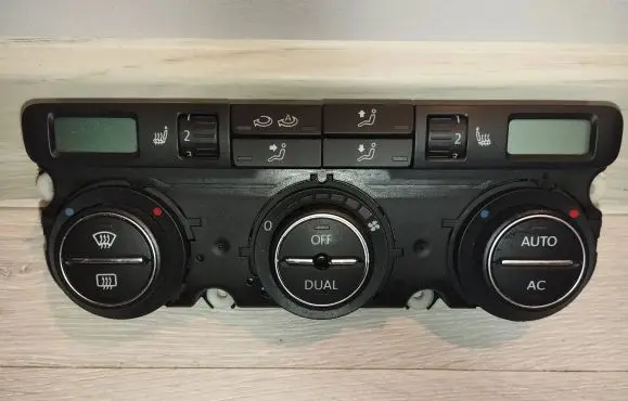 Volkswagen PASSAT B6 Climate control unit 3C0907044DK 5HB01010661 SW0909