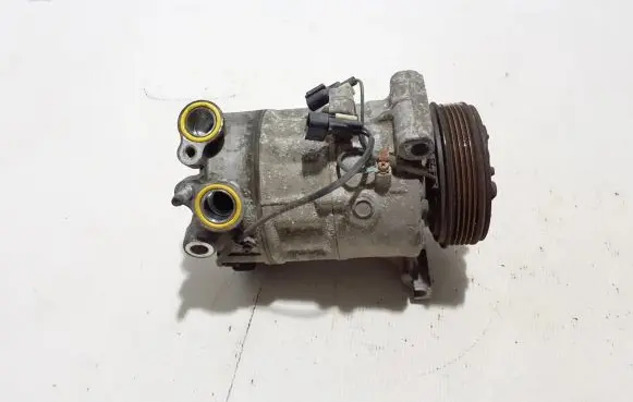 Volvo XC70 Air conditioning (A/C) compressor (pump) 30630921