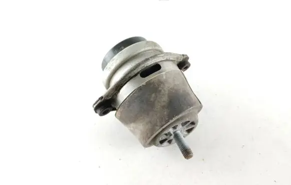 Porsche Cayenne (92A) Engine mount bracket 94837504903 S3007 020720101737