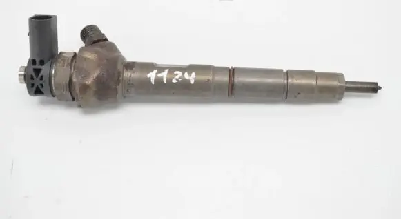 Skoda Superb B6 (3T) Fuel injector 03L130277J 0445110 0445110369