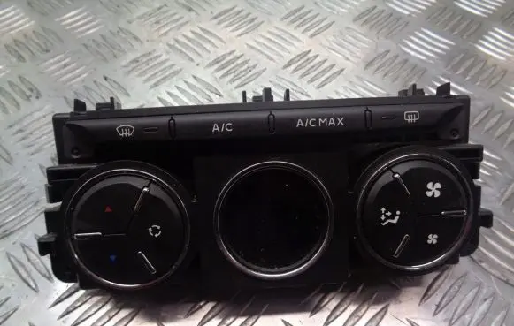 Peugeot 301 Interior fan control switch 