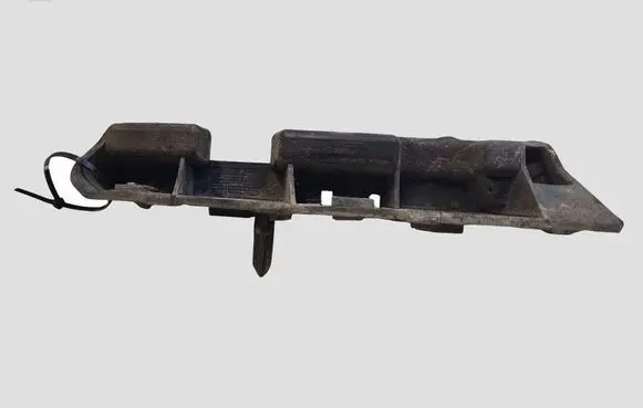 Peugeot 508 Front bumper mounting bracket 9686570480