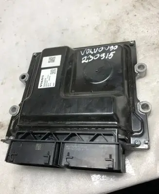 Volvo S90, V90 Engine control unit/module 32242005
