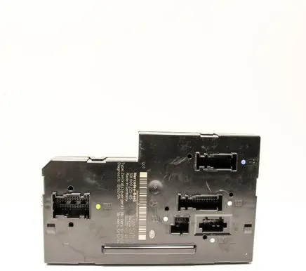 Mercedes-Benz C W204 Central body control module 2049005601